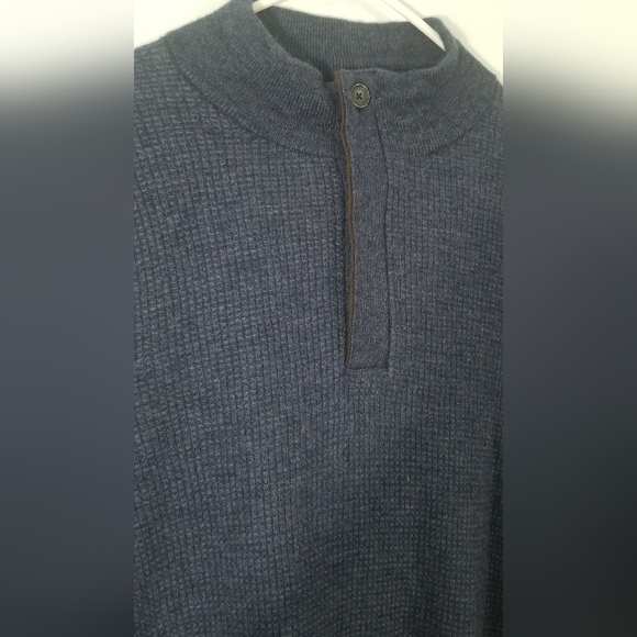 Jo's A Bank Reserve High Collared Pullover Sweater. Size XXL. Front Third Zip. - Picture 2 of 8